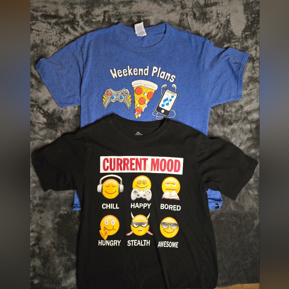 Blue and Black Kids Graphic T-Shirts Youth Size Large 10/12